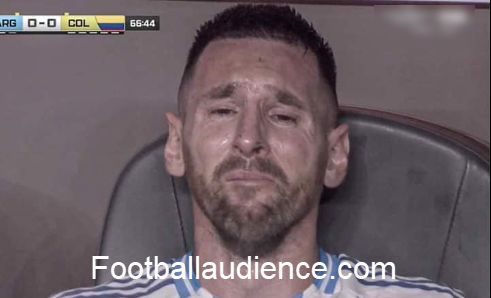  Messi Tearful Departure